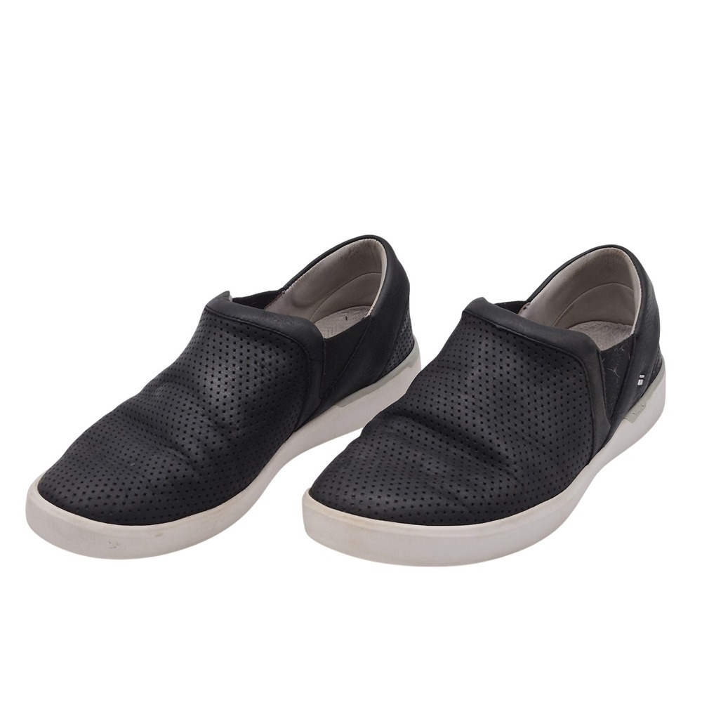 Kizik Shoes Womens Size 7 Black White Slip-On Perforated Casual Comfort Sneakers